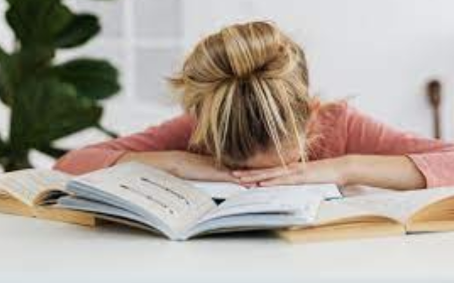 Homework gives stress and takes away sleep for students at HHS. This sleep deprivation and constantly feeling to get work done can lead to mental health issues and loss of quality childhood experiences.