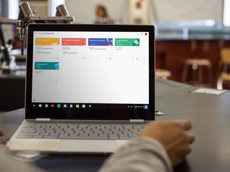 Two years ago, Hudson City Schools switched from Chromebooks to iPads. While there are mixed reviews from students and teachers, the majority overwhelmingly prefer Chromebooks.
